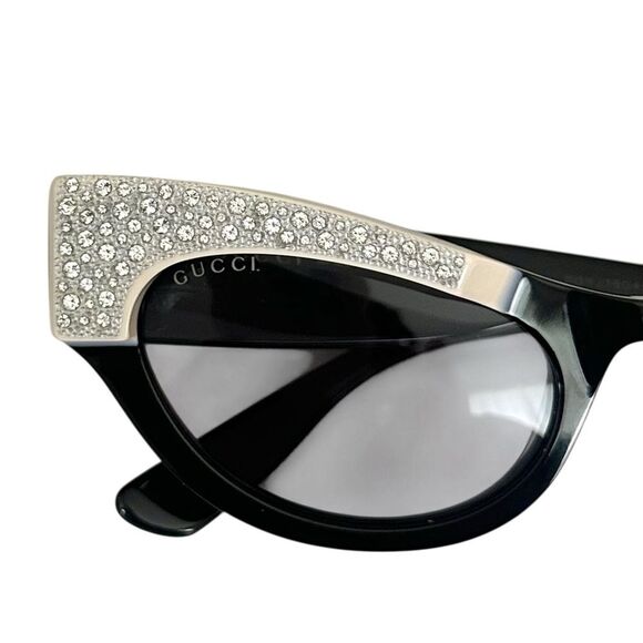 Gucci Cat Eye Crystal Sunglasses Black RARE - Picture 7 of 11